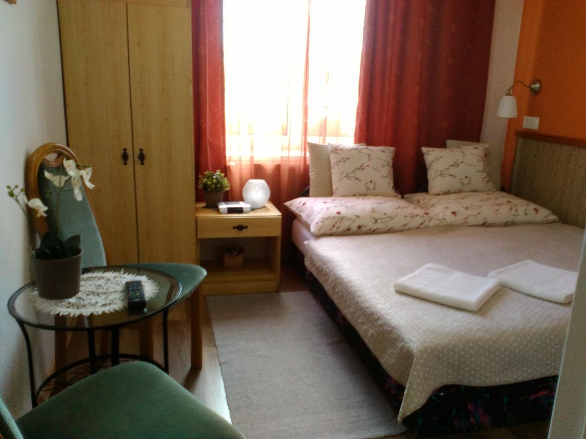 Zoeld Sziget Vendeghaz Hotel Eger Luaran gambar